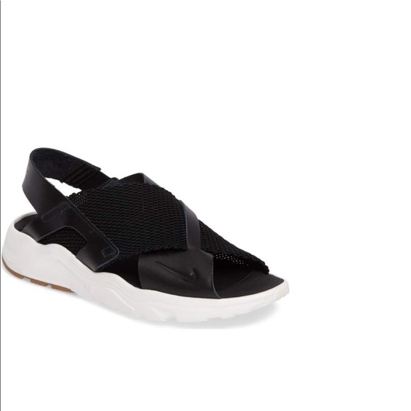 nike hurache sandals